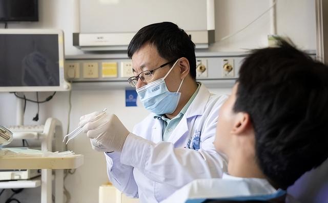 中国将迎人口死亡高峰！22年1041万，23年1100万，去年死亡多少？