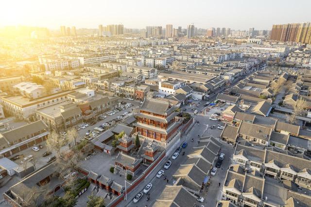 我国有座“家大业大”的城市，下辖24个区县，在地级市里排第一