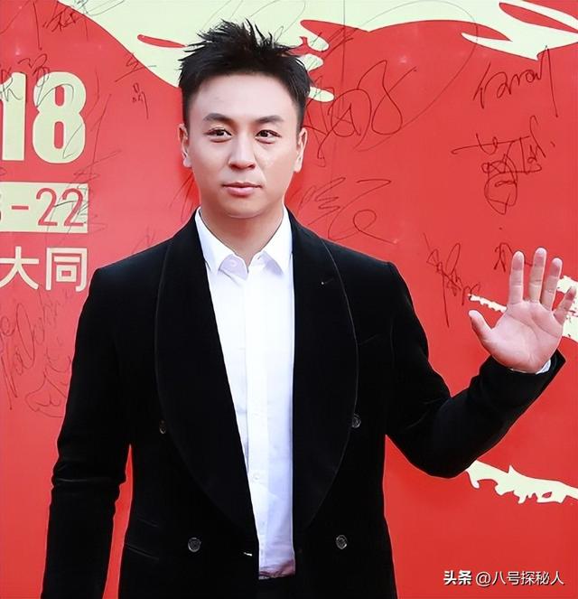 分手14年，释小龙何洁境遇天差地别，一个身家过亿，一个养不起娃