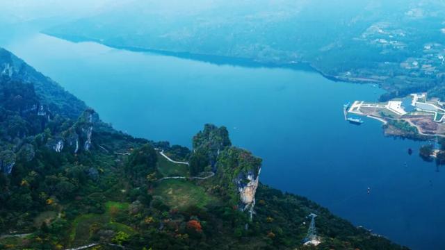 被秋景硬控的恩施还会火多久？