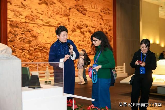 全球市长到南京，点灯