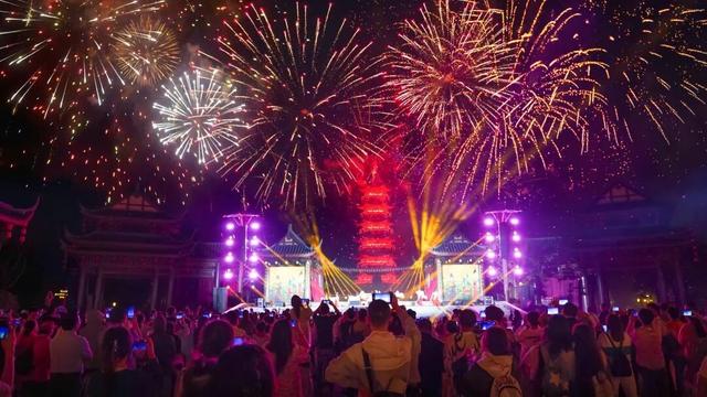 文商旅体深度融合激活假日经济，鹰潭“双节”文旅成绩单亮眼