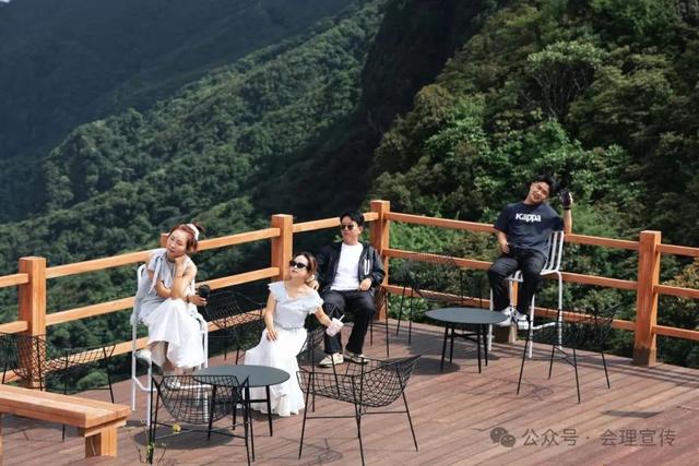 “凉”资源带来旅游“热” 会理龙肘山7月以来迎客超2万人
