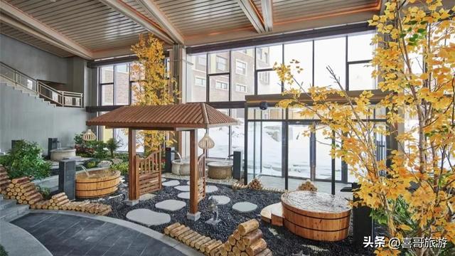 长白山隐藏的“地心热汤”！64.9℃火山温泉，边看雪边泡澡太绝了