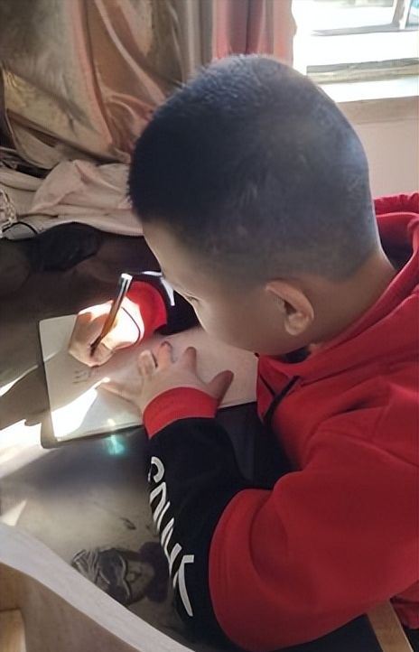 教育部动真格了。新规明确：小学一至六年级，全面取消跨校联考…