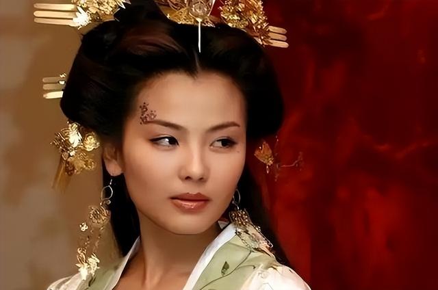 他曾与刘涛同床共枕4年，如今年过六旬依旧未娶	，刘涛直言愧疚