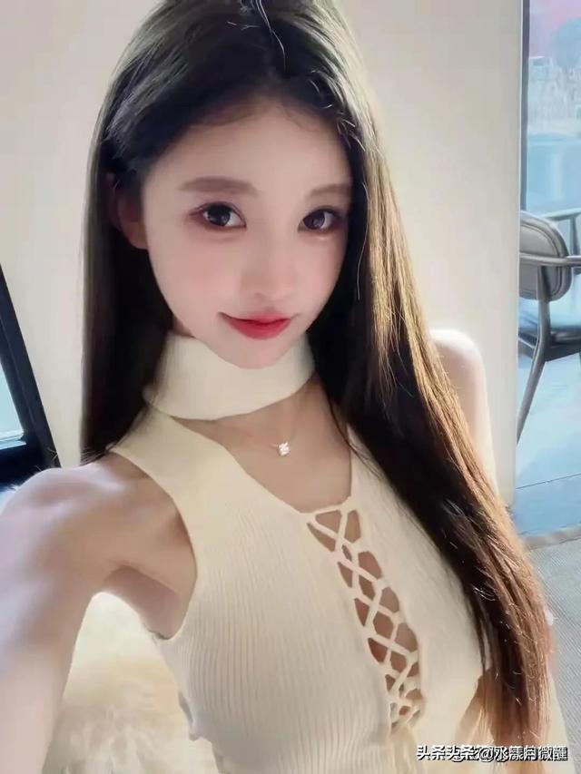 北京一名媛好漂亮 身高178cm 身材拥有黄金比例 散发迷人魅力