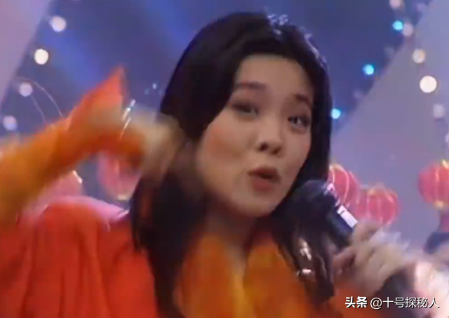 春晚爆红后，她洗完澡从23楼一跃而下，临终时最后喊了声“妈妈”