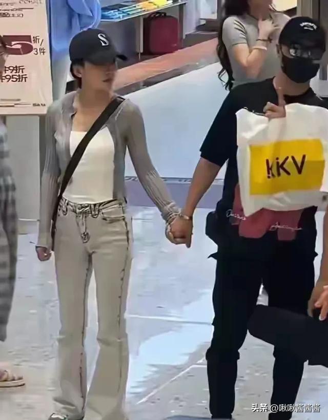 汪峰陪女友森林北新疆过七夕