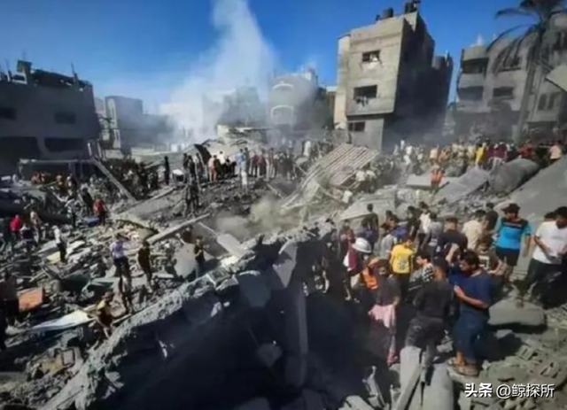 出大事了，美发动大规模空袭，70个目标被摧毁，特朗普紧急表态