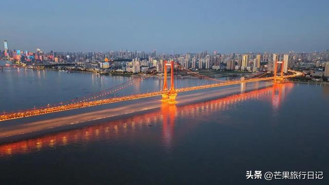 武汉的这个区，比武昌更具性价比，好吃好玩又好逛而且拍照很出片