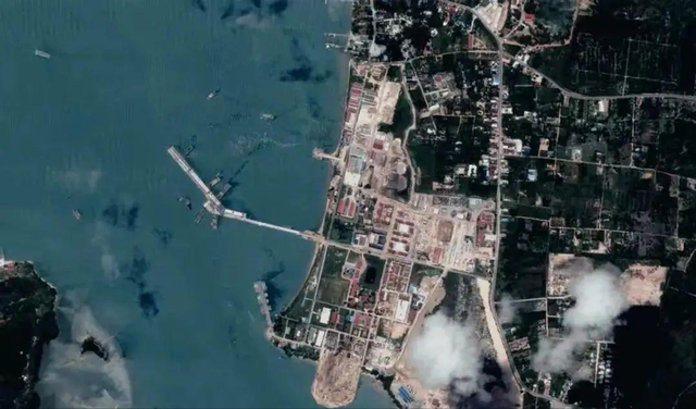 嘴上喊着中立，家里却迎来了美国军舰！中国心血竟成成美军跳板？