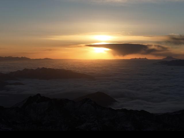 “天下九寨沟・大美阿坝州”广州站推介会精彩启幕