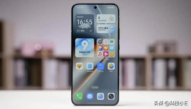 荣耀再度“卖断货”，16GB+1TB+7200mAh，顶配版旗舰一降再降