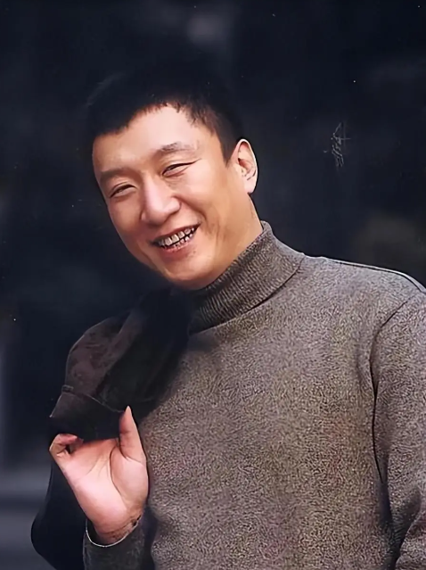 全家移民澳洲传闻真相大白1年	，孙红雷近况曝光，一点都不意外