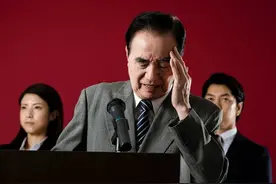 当一个分支行领导是个软柿子，员工躺平比努力来的更划算图片