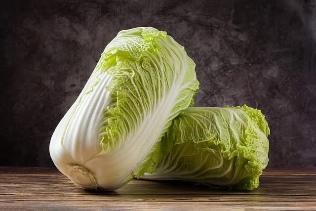 12月21冬至，传统吃饺子，提醒：3馅不上桌，福气不进门，正当季