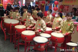 到“大世界”去白厢是原来老上海的最爱，想不到现在却变成了这样图片