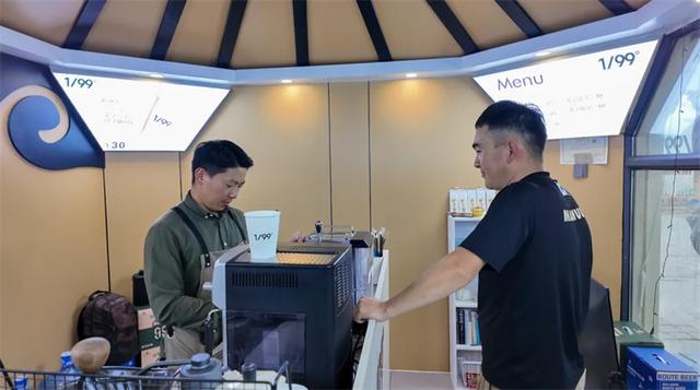 西乌旗：以生态为基，凭借草原99号公路之力绘就经济腾飞新画卷