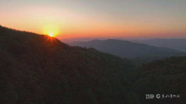 贵州天龙山初冬：斑斓画卷中的时光低语