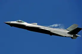 歼31战机横空问世，中国空军再添"黑马"，中国战机赫然世界第一图片