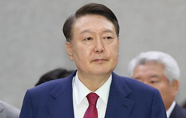 韩国特使团抵达北京，下飞机的第一句话不简单，中方回应很干脆