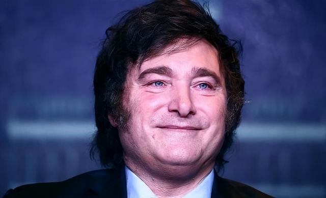 中方连续两天出手，130万吨大豆运往中国，特朗普这次又败了一局