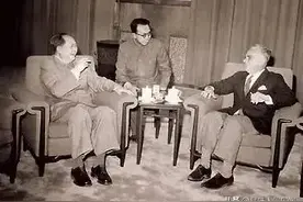 （五）斯诺为什么会成为毛主席的座上宾？请读《红星照耀中国》图片