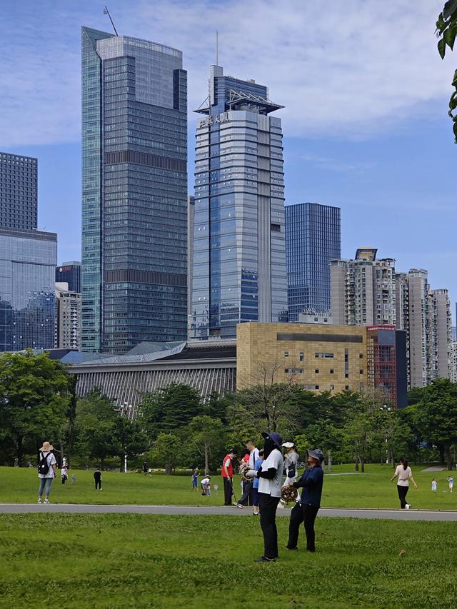 到深圳旅游必逛的公园,深圳莲花山公园究竟有多美?