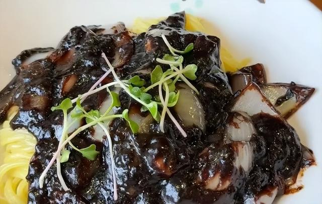 夜威海·味觉醒！跟着「图游威海」，做夜市最会吃的仔！