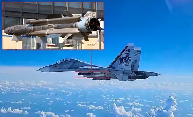 美航母压境委国海岸，普京紧急下令空投军援，拉美成大国角力战场