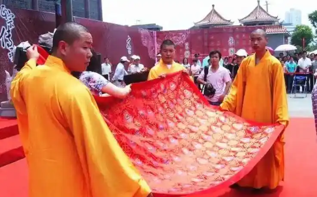 拔出萝卜带出泥！释永信全家的老底被扒	，原来他才只是冰山一角！