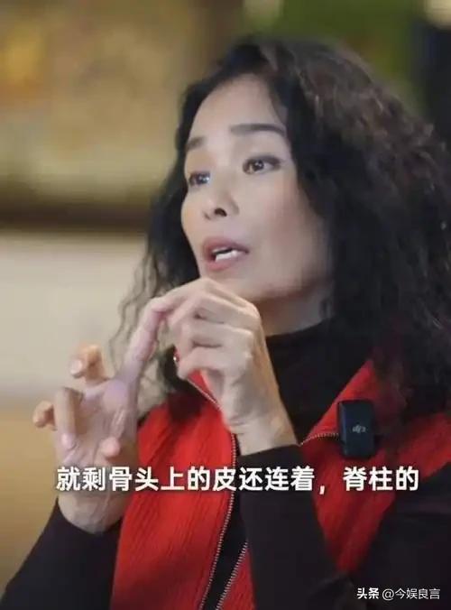 62岁韦唯现状：脊柱断裂已恢复，前夫已死，三个混血儿子回国相伴