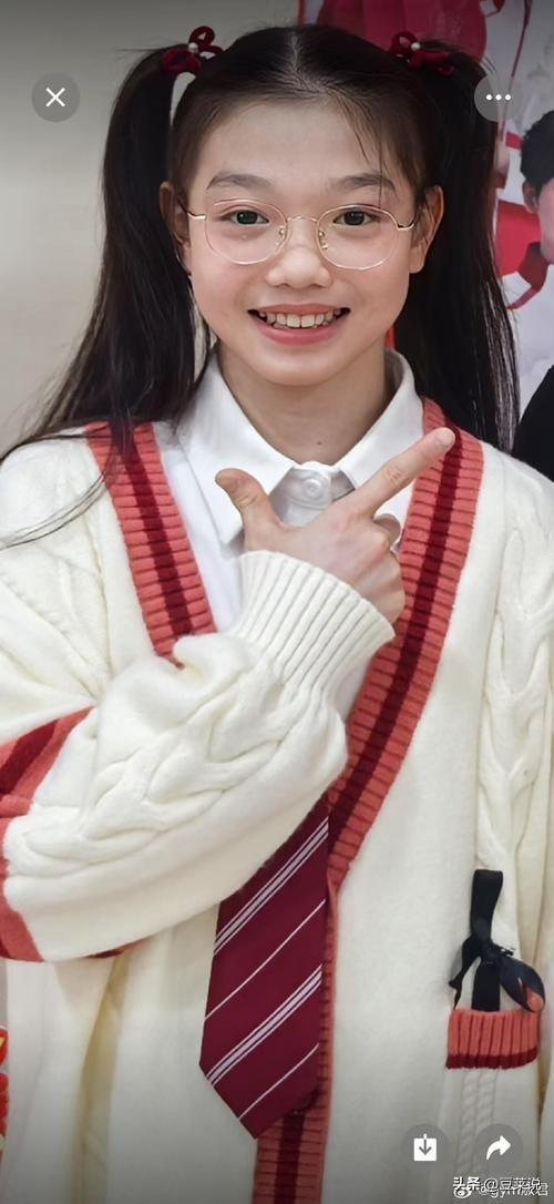 年仅15岁！独揽5金2银惊艳全运赛场，中国又一天才美少女横空出世
