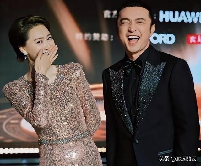 讨好大佬，陪睡上位，遭央视“开除”	，她身上的标签哪个才是真的