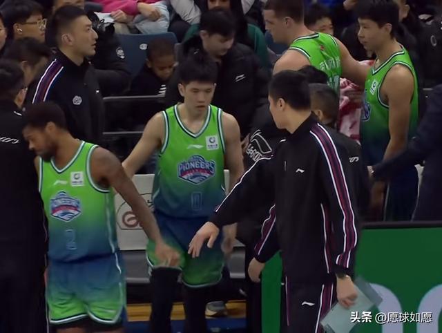 CBA排名一夜大变！广东双喜临门，北京处境糟糕	，辽宁创赛季新低