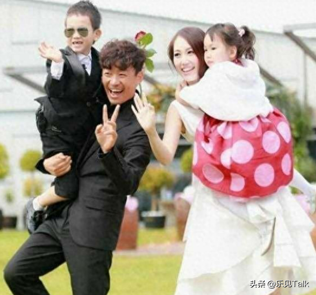 王宝强没想到，和马蓉离婚9年后，自己的一双儿女开始为他争光了