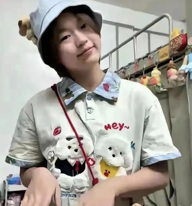 肉眼可见的蜕变！全红婵长成亭亭玉立的大姑娘，真是女大十八变！