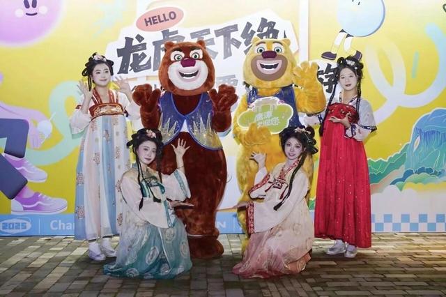 鹰潭文旅亮相景德镇，绘就逍遥协作新图景【全球学子嘉游赣 奇绝鹰潭逍遥游】