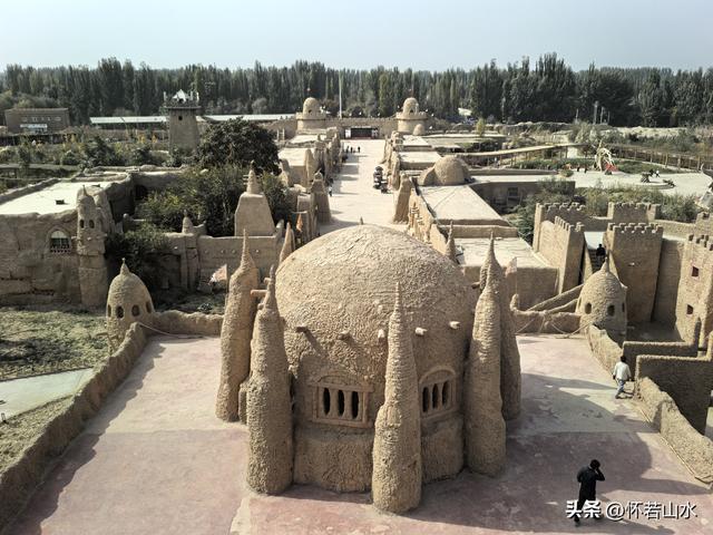 2025环南疆沙漠铁路背包自由行日记(3)---新藏公路零起点叶城打卡