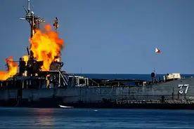 仁爱礁起火了！菲律宾坐滩舰浓烟滚滚，疑似做最后准备图片