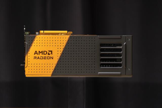 实测22款游戏！AMD RX9070是4K游戏入门卡还是爽玩卡？