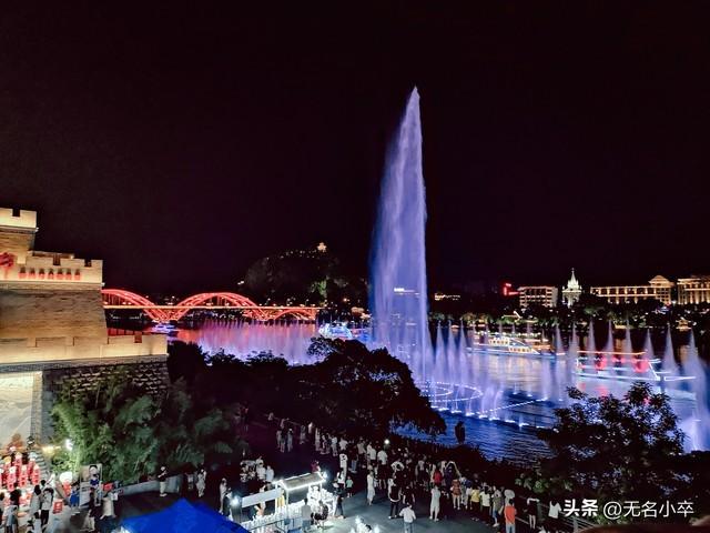 同样都是喀斯特地貌山水，为啥柳州的名气却比不上桂林呢？