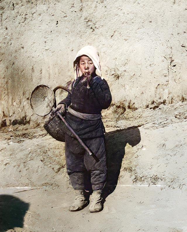 1910年澳洲人莫理循，骑马从咸阳去兰州，拍下29张西北奇观