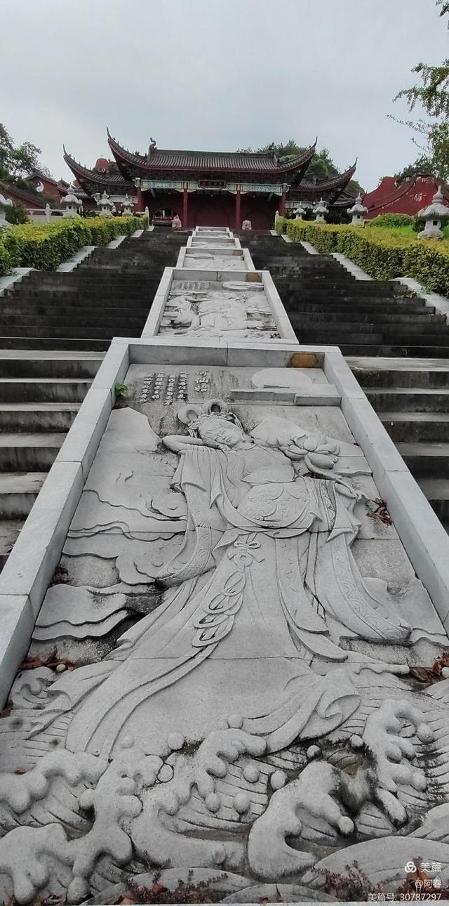 看杭州 凤凰山 东岳庙