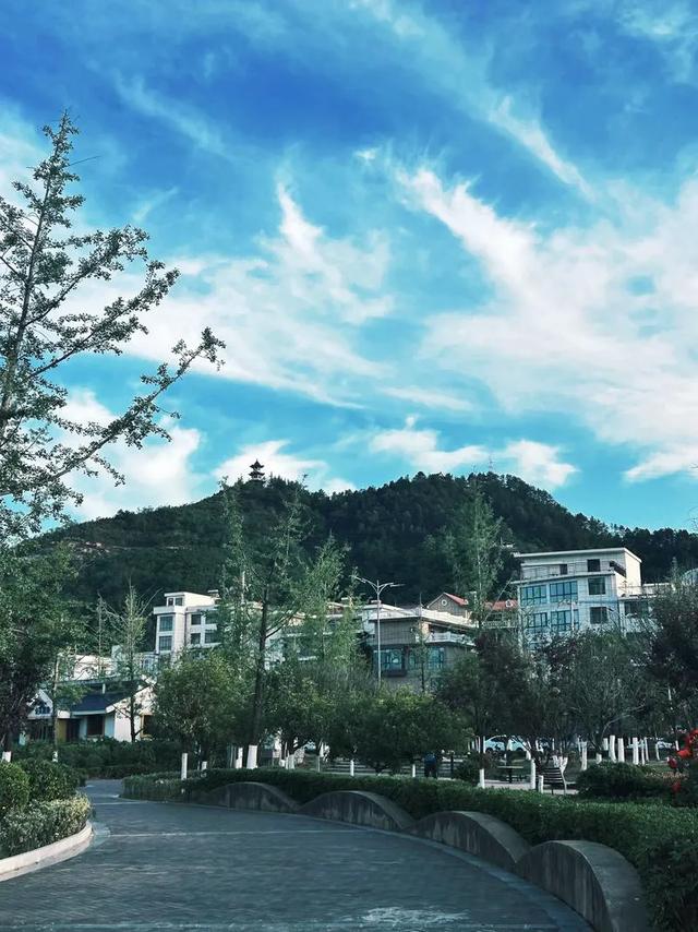 退休后随儿子搬到商洛，这一年我发现了不一样的生活