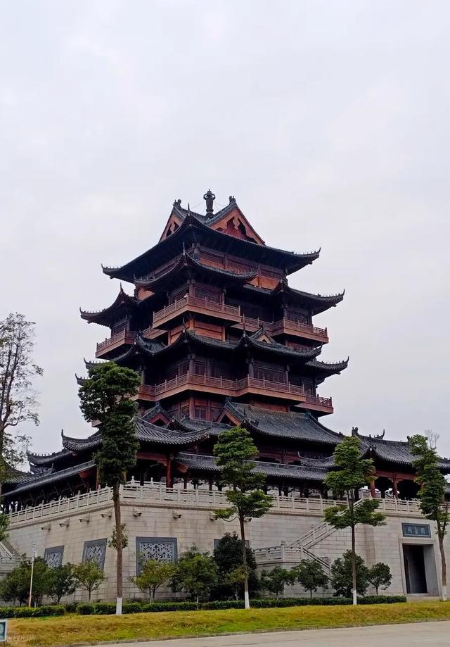 新春盼头 武汉年味已拉满 2026金马新春十大游玩攻略 逛吃赏玩全搞定