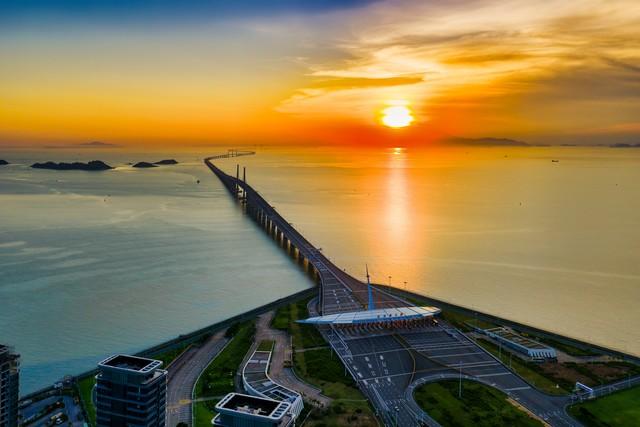 中国风景最美的10座大桥，世界第一高桥花江峡谷大桥仅排第2！