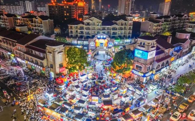 我县上半年文旅市场持续火爆