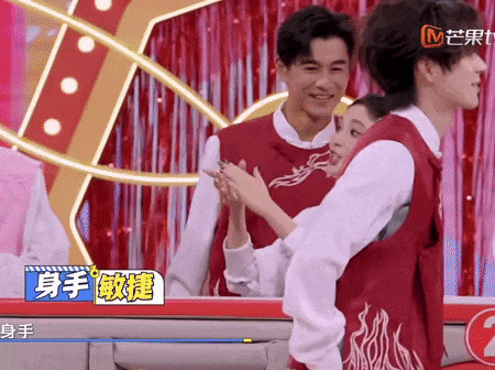 这对姐弟恋…这么甜的吗？我倒看看多好磕？